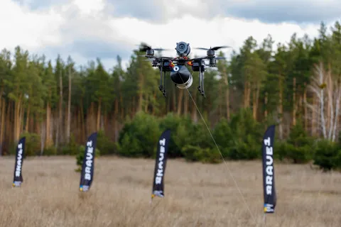 В Украине разработали FPV-дроны на оптоволокне с дальностью более 20 км