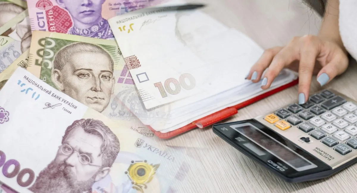 Доходы от аренды и даже подарки: за что украинцы обязаны заплатить 18% налога - today.ua