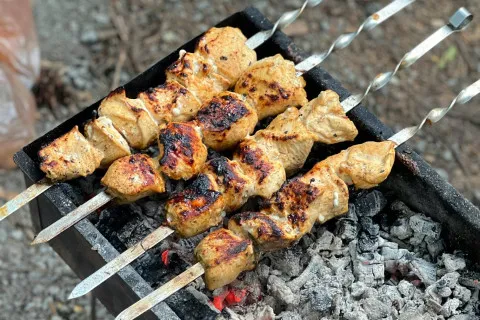 Найкращі дрова для шашлику: на чому смажити м'ясо, щоб отримати ідеальний смак