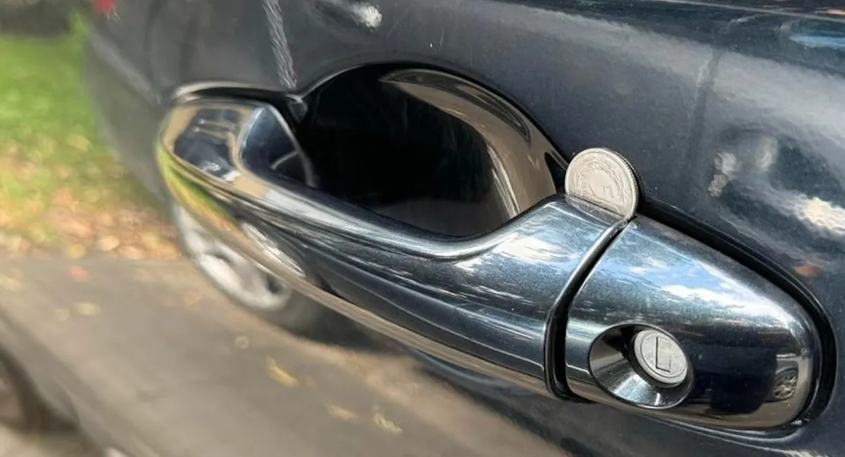 Українські автовикрадачі згадали про старий трюк із монетою - today.ua