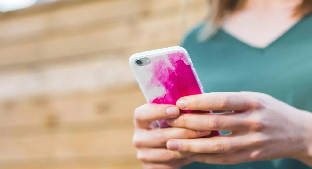 Як продовжити роботу батареї на мобільному телефоні: корисні лайфхаки для збереження заряду - today.ua