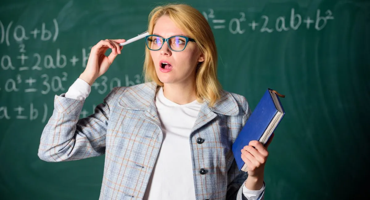 Шмыгаль дал комментарий относительно возможного повышения зарплат учителям - today.ua