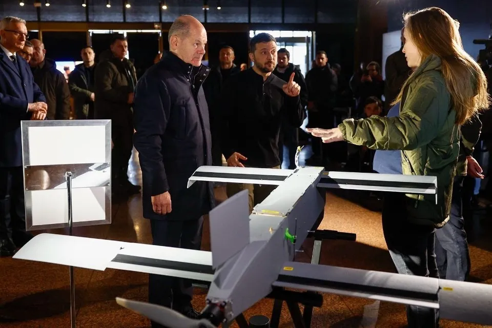 ВСУ начали использовать немецкие дроны HF-1 с искусственным интеллектом - today.ua