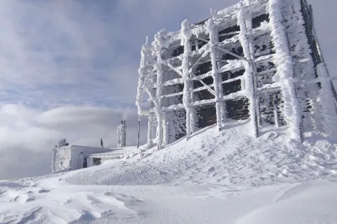 Прошлой ночью в Украине местами ударил почти двадцатиградусный мороз: погода озадачила украинцев