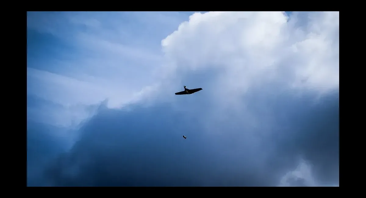 Уничтожают живую силу и бронетехнику: у ВСУ появились бомберы В-1 - today.ua