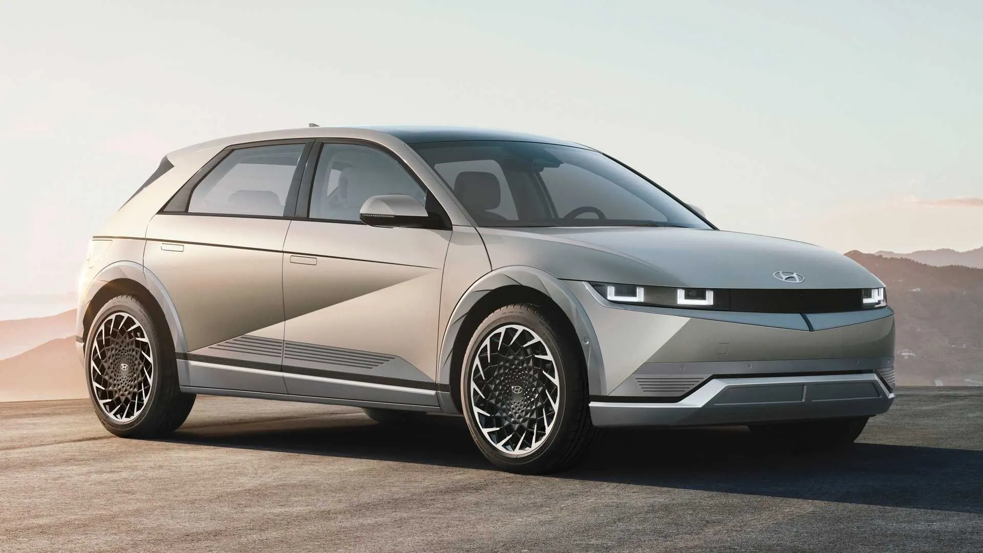 ТОП-3 электромобиля с запасом хода 500 км, которые стоят до 30 000 долларов - today.ua