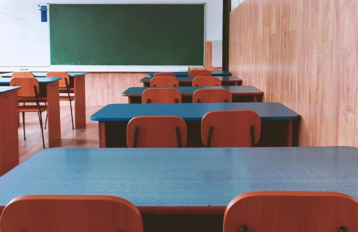 Вчителів масово звільнятимуть з роботи: хто з освітян опинився в зоні ризику Вчителів масово звільнятимуть з роботи: хто з освітян опинився в зоні ризику - today.ua