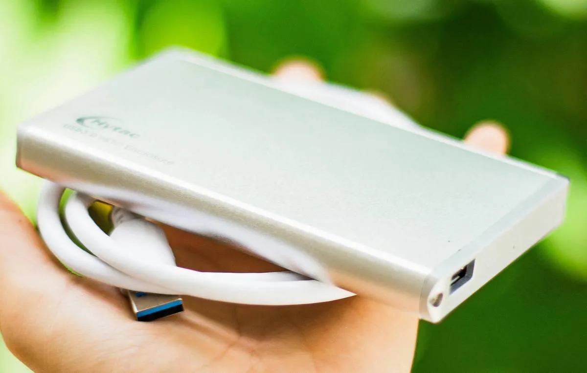 Як вибрати повербанк: важливі моменти, на які слід звернути увагу при купівлі Як вибрати повербанк: важливі моменти, на які слід звернути увагу при купівлі - today.ua