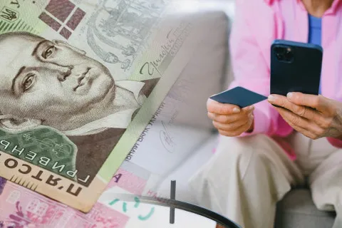 Банки будут блокировать карты украинцев за сомнительные переводы: что нужно знать о проверках