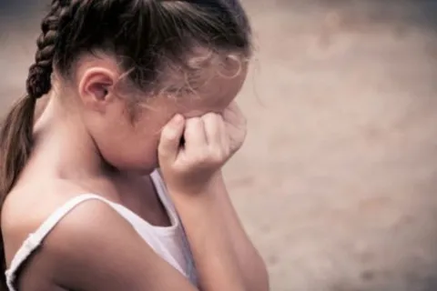 В Киеве разоблачили преступную группу, которая торговала детьми: кому и за сколько продавали малышей