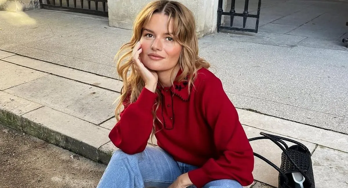 Стрижка бібліотекар – новий тренд 2025 року: ідеально підходить для неслухняного волосся - today.ua