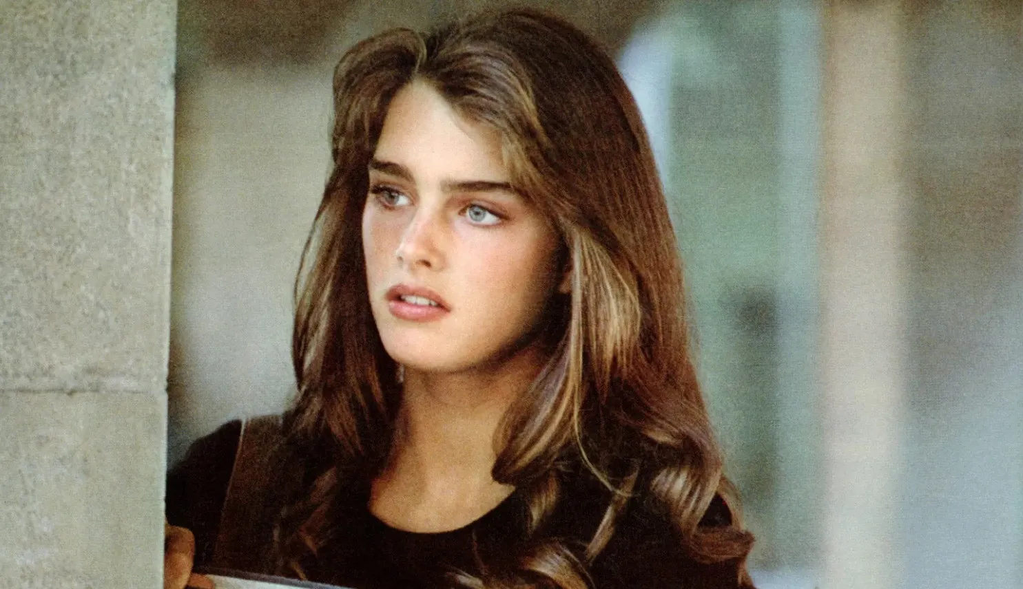 Стрижка бібліотекар – новий тренд 2025 року: ідеально підходить для неслухняного волосся - today.ua