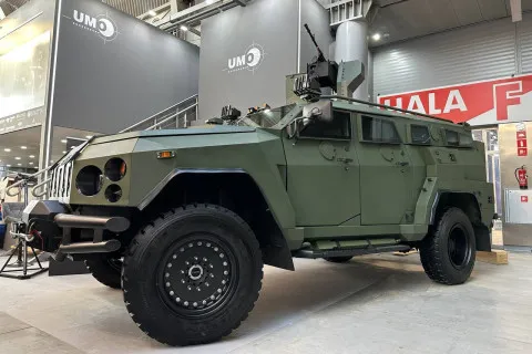 В 2025 году в два раза увеличат выпуск броневиков "Новатор-2" для ВСУ