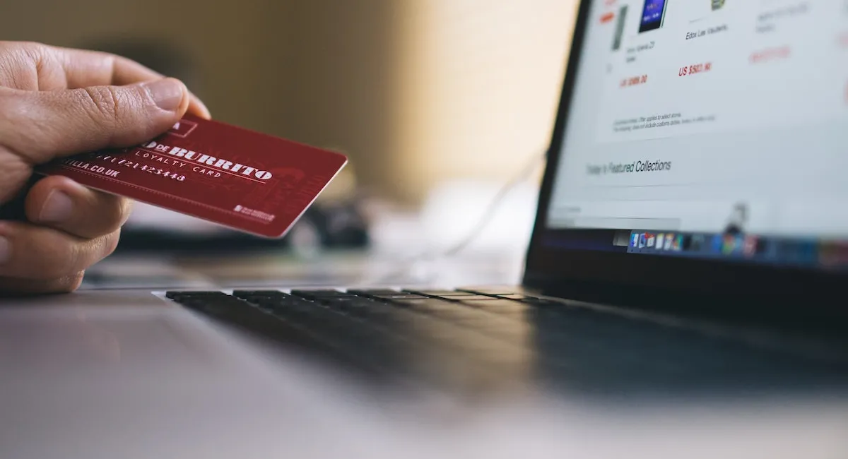 Українцям таки доведеться платити податки з усіх продажів, здійснених в інтернеті, - Южаніна - today.ua