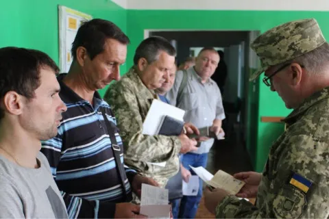 Два мільйони чоловіків знімуть з розшуку ТЦК: яку нову пастку держава готує ухилянтам