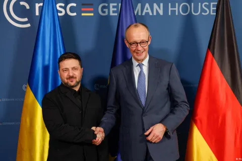 Германия будет возвращать украинских мужчин на родину: какую ещё помощь Мерц пообещал Зеленскому
