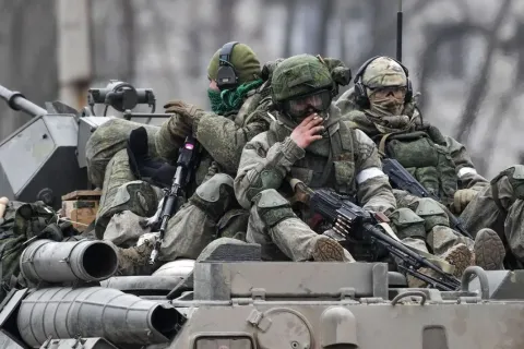 Россия усилила наступления по всей линии фронта: бои продолжаются вдоль 1200 км фронта