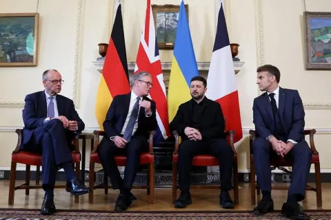 НАТО уже не в приоритете? Украину приглашают в новый оборонный союз Европы