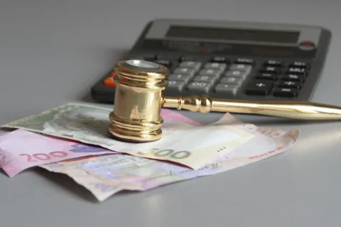 Повысили или урезали? Как индексация "съедает" пенсии украинцев