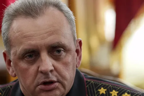 "В нас на кожному кроці - полковник": ексголовком Муженко — про роздуті офіцерські штати при штабах