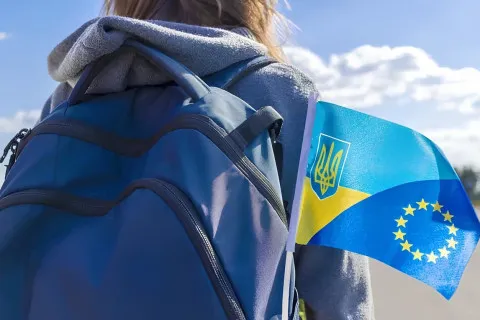 Украинцам за границей напомнили о налогах: важные детали