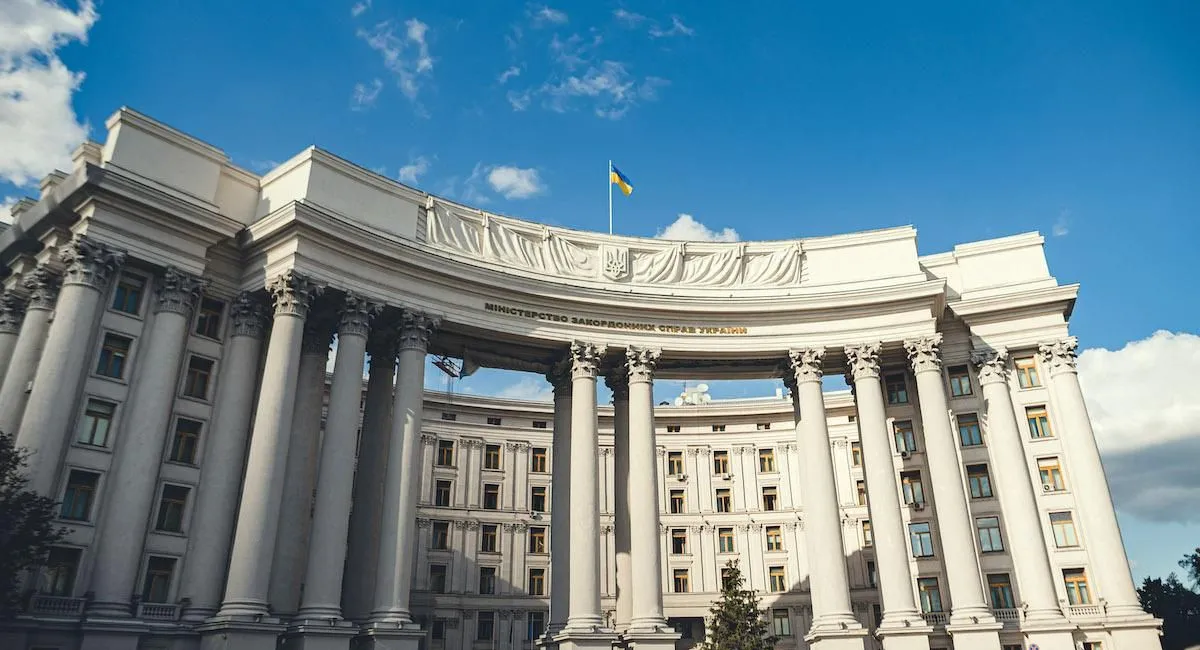 У МЗС України зробили заяву щодо завершення війни у 2025 році - today.ua