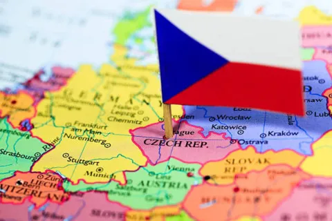 Украинцы больше не желанные? Что говорят жители Чехии в 2025-м