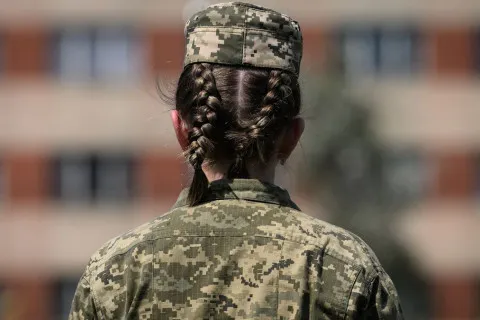 В Украине объявят в розыск и вернут из-за границы многих женщин: кому не удастся избежать визита в ТЦК