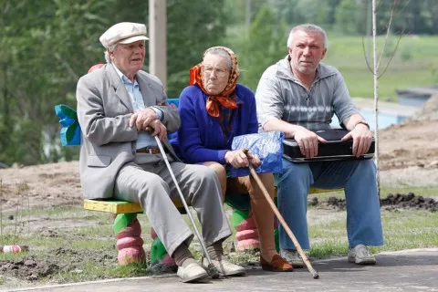 Базовая социальная помощь 4500 грн: ПФУ объяснил, кому и как ее начисляют