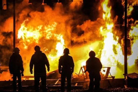 Невже саботаж? На збройному заводі в Румунії пожежа знищила 150 тисяч патронів