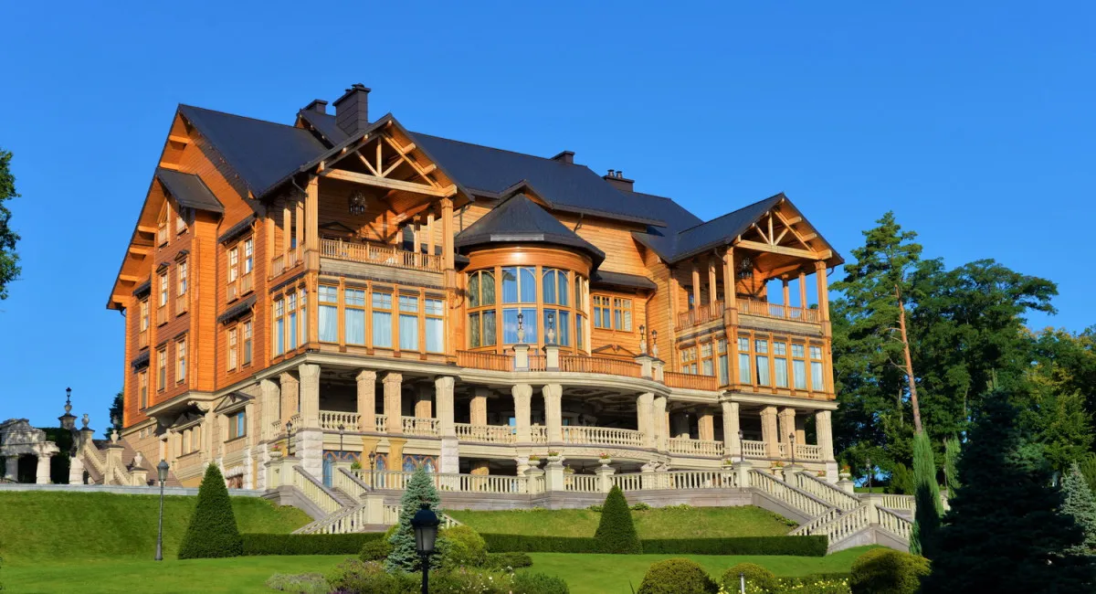 Нардепи чи міністри: хто з українських високопосадовців має більші маєтки - today.ua