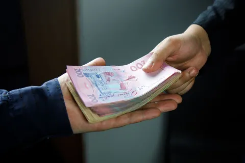 Раптова удача і великі гроші: яким знакам Зодіаку пощастить у найближчі дні