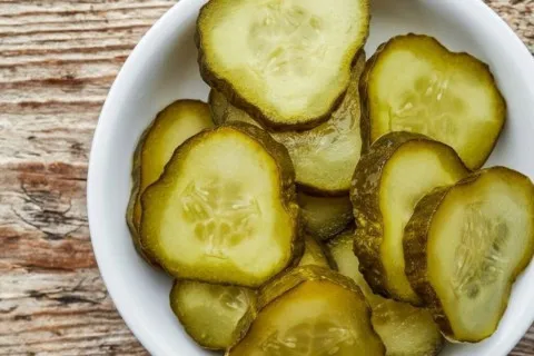 Огурцы как из МакДональдса своими руками: как приготовить пряные овощи на зиму