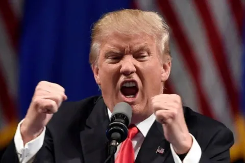 В Белом доме сделали заявление о реакции Трампа на новый обстрел Украины: "Не удивлен"