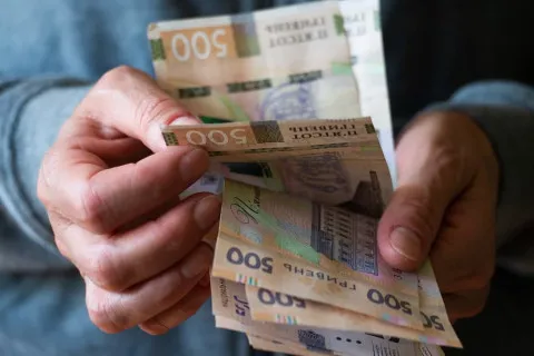 Время истекает: до каких пор украинцам следует потратить 1000 грн и 6500 грн зимней поддержки