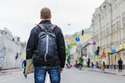 Мужчинам, которые выехали за границу и не вернулись в Украину, готовят большие штрафы