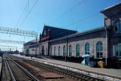 Дроны ударили по важному железнодорожному узлу в Воронежской области РФ (видео)