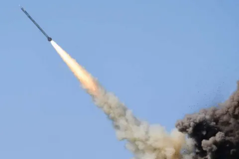 Украина запускает в серийное производство ракету "Фламинго" с дальностью 3000 км