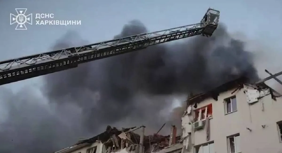 Люди в отчаянии прятались под лестницей: появились подробности утреннего обстрела Харькова - today.ua