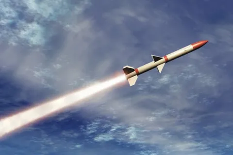 Ракета Фламинго попала в стратегическую цель на территории России: Орешник может больше не взлететь