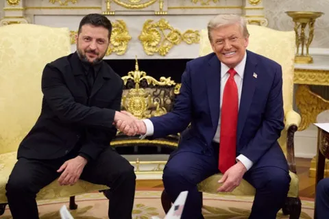 Войска в Украину готовятся направить 10 государств, - Bloomberg