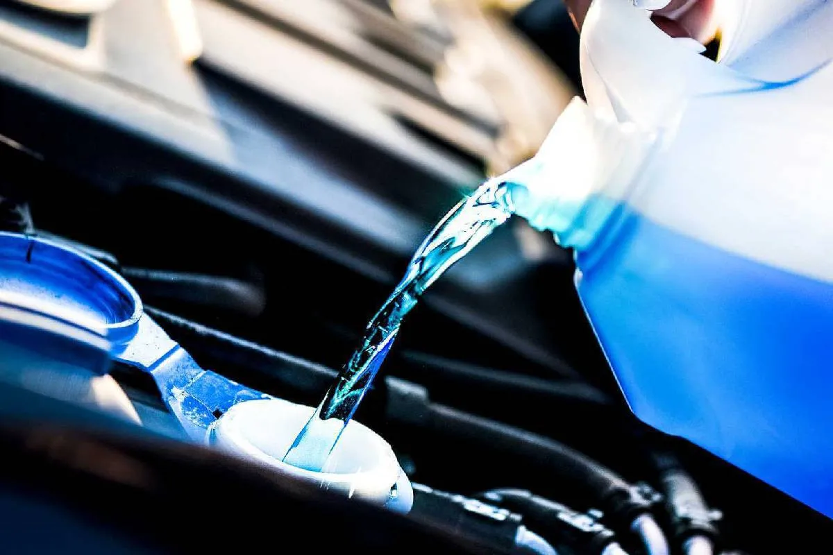 Влияет ли цвет антифриза на качество: окончательный ответ экспертов - today.ua