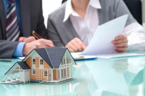 У Мін'юсті закликають українців терміново перереєструвати нерухомість, щоб уникнути проблем