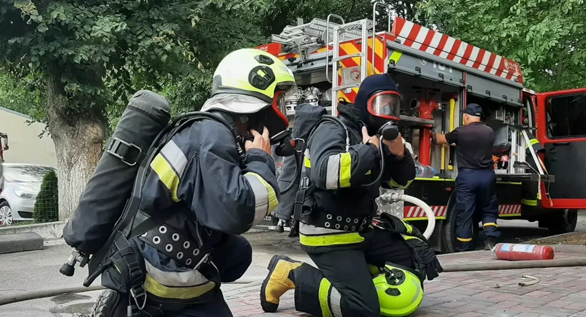 Пожар охватил учебное заведение в Кропивницком: погибли люди - today.ua