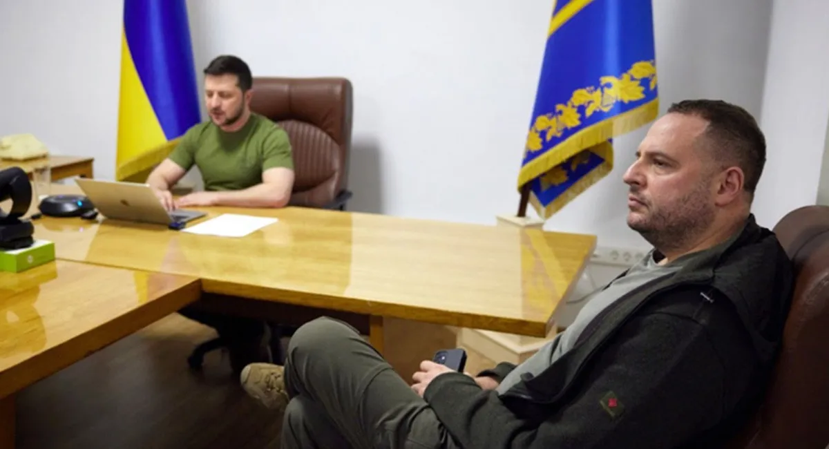 Комедійні друзі на Банковій: оточення Зеленського підриває довіру до України — The Times - today.ua