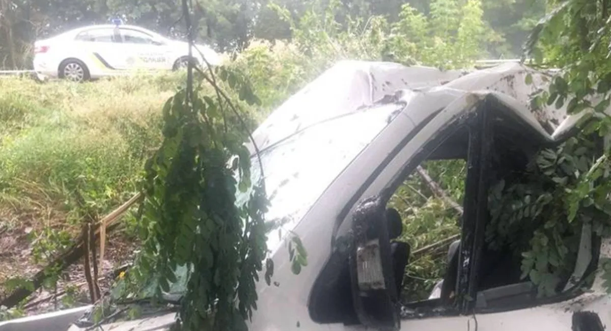 Третье крупное ДТП с автобусами за пять дней: в Житомирской области девять человек оказались в больнице - today.ua