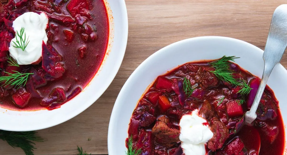 Борщевая заправка на зиму: как сделать овощную заготовку для любимого блюда - today.ua