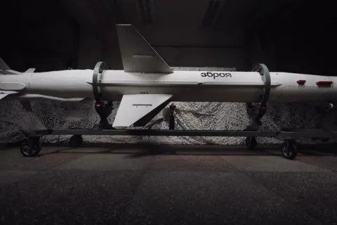 Украина впервые продемонстрировала собственную дальнобойную крылатую ракету "Длинный Нептун" (видео)