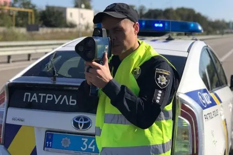 Патрульный оштрафовал военных ПВО, которые спешили на позицию: что заявили в полиции