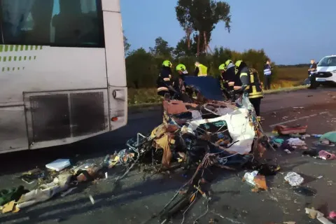 Ужасная автокатастрофа в Кировоградской области: 6 погибших, среди них ребенок, еще 6 пострадали